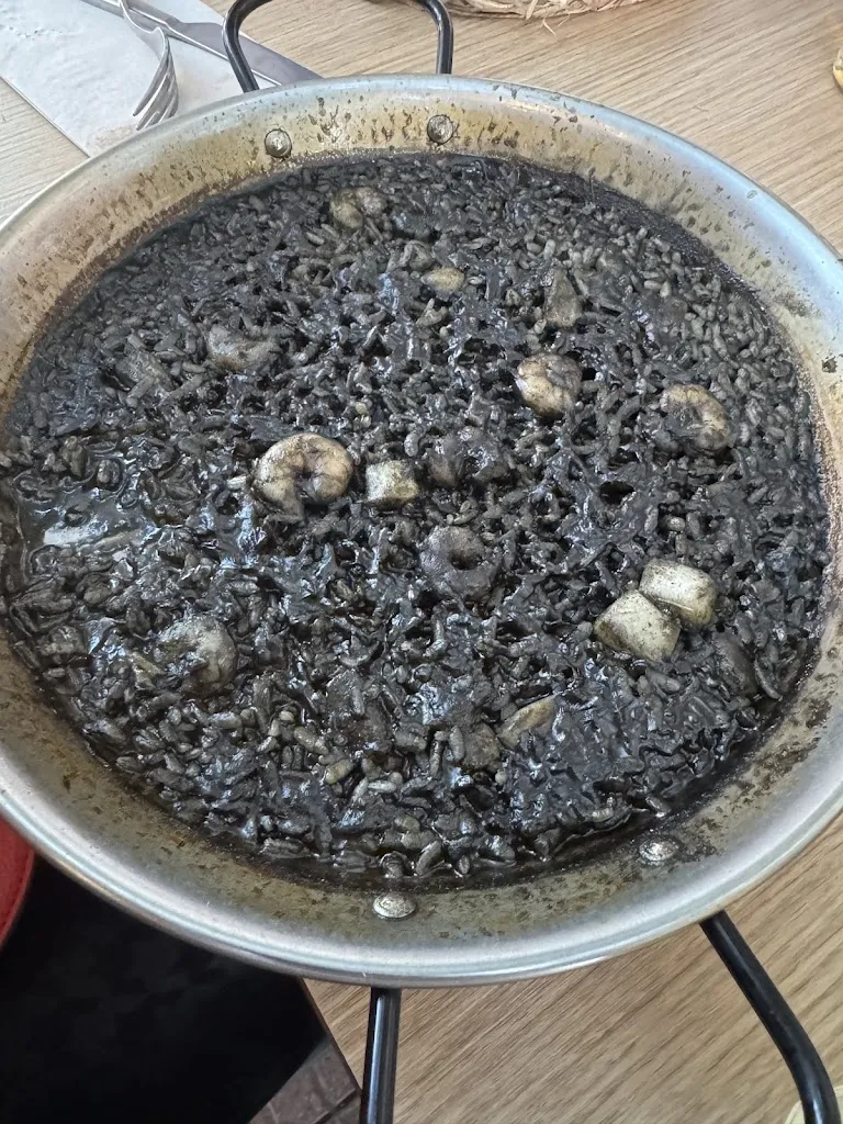 valentin georgescu_Paellitas Tradición | Arrocería en Madrid_Portella La_review