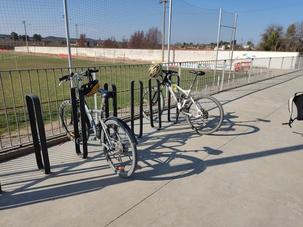 Gabriela Fernández Albano_Bar Restaurant Les Piscines de Puigverd_Puigverd de Lleida_review