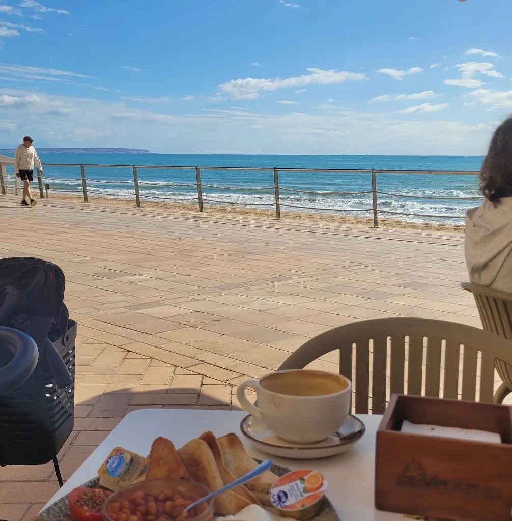 dee birt_EL VELACHO_Guardamar del Segura_review