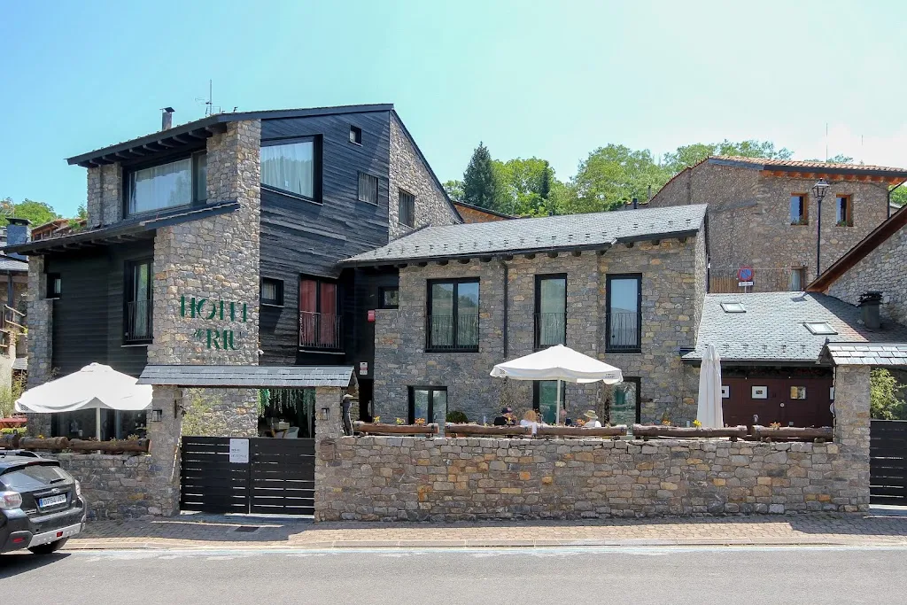 Petit Hotel de Riu_Riu de Cerdanya_slider_image_1