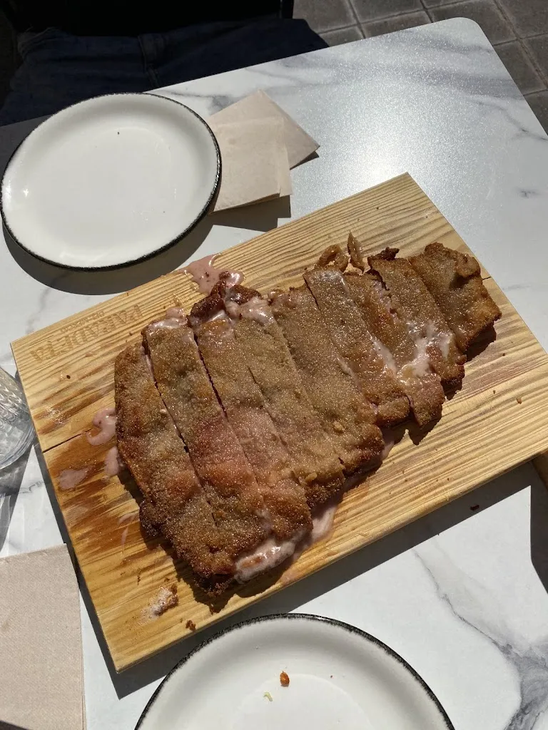 RUT ACHEGA ARREGUI_Paradeta del Mercat_Ribera dUrgellet_review