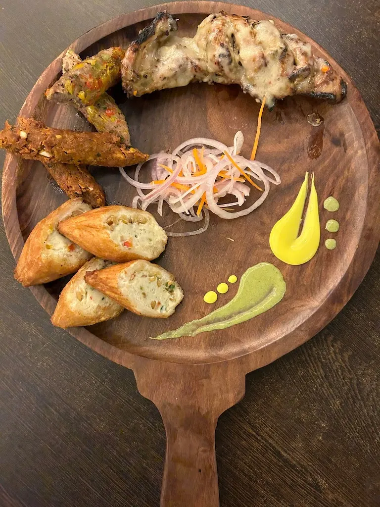 THE OLD GALLERY_Maldà_slider_image_3