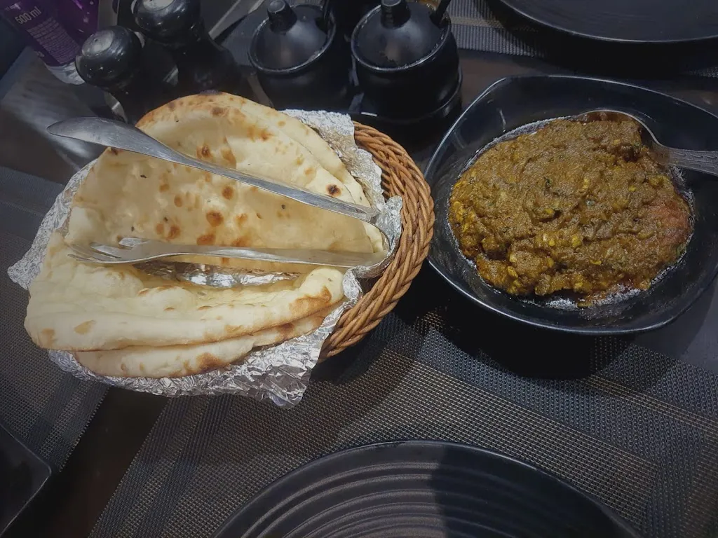 Menu_Mahal Restaurant & Hotel_Maldà_image_5