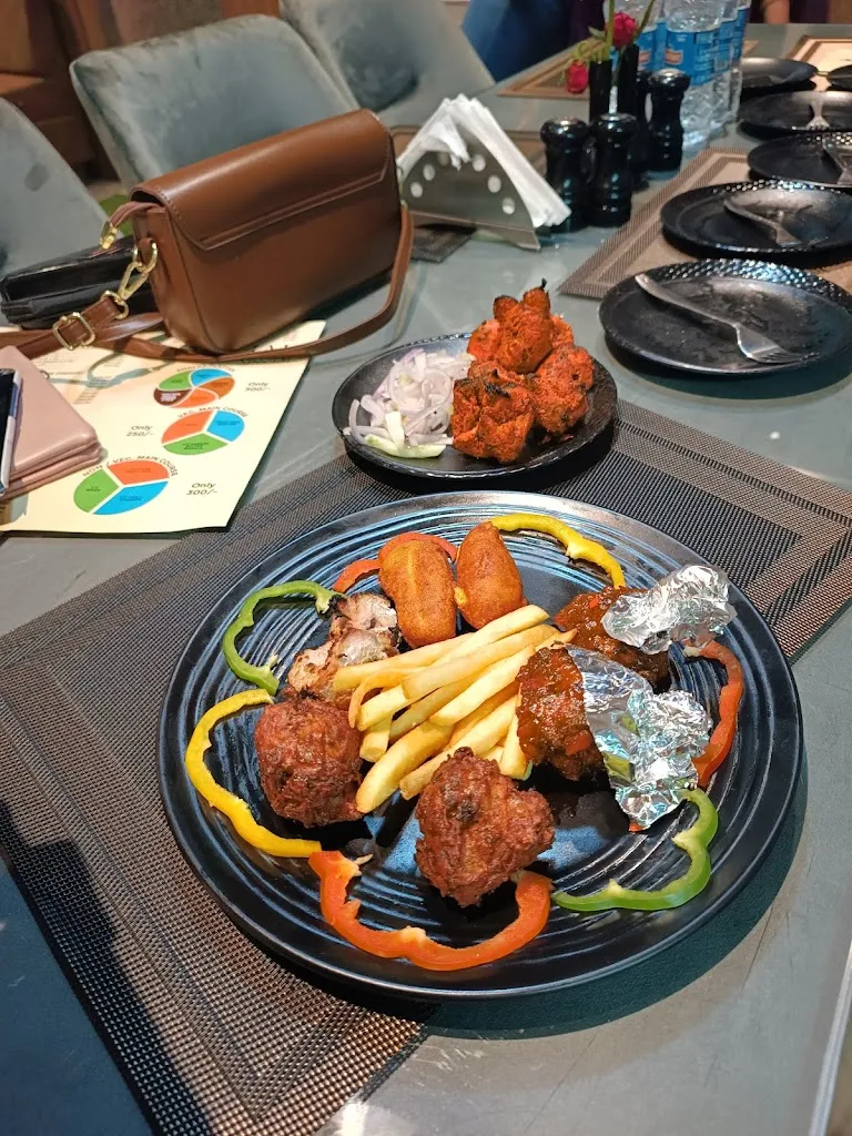 Menu_Mahal Restaurant & Hotel_Maldà_image_7