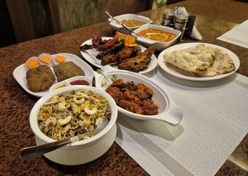 The Adwitiyo Multi cuisine Restaurant_Maldà_slider_image_2