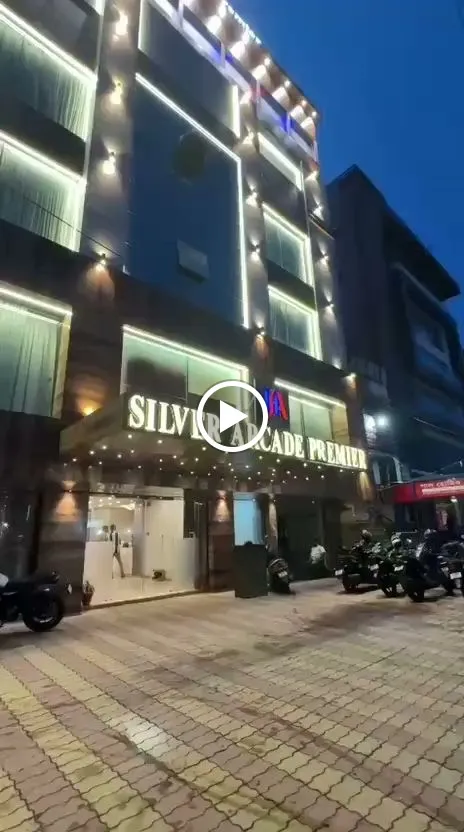 Cocktails & Dreams - Restro Bar_Maldà_slider_image_1