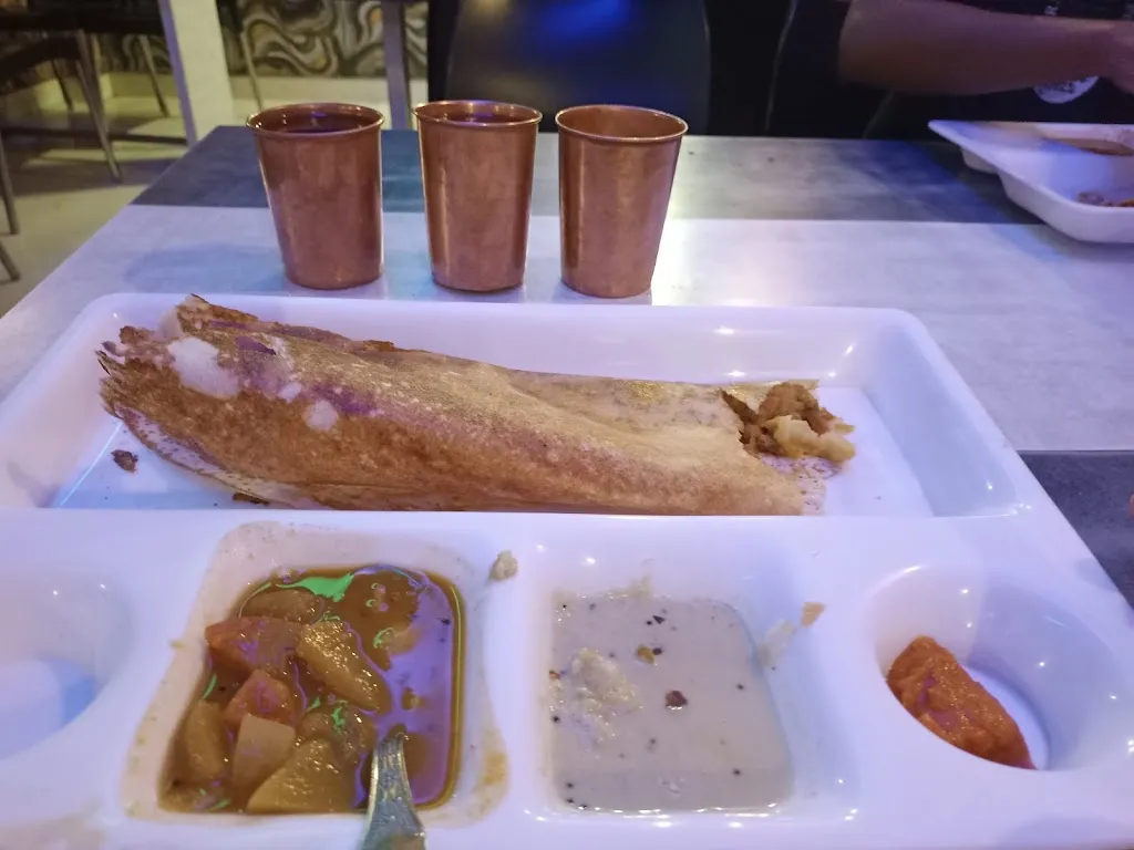 Metro Life_Maldà_slider_image_2