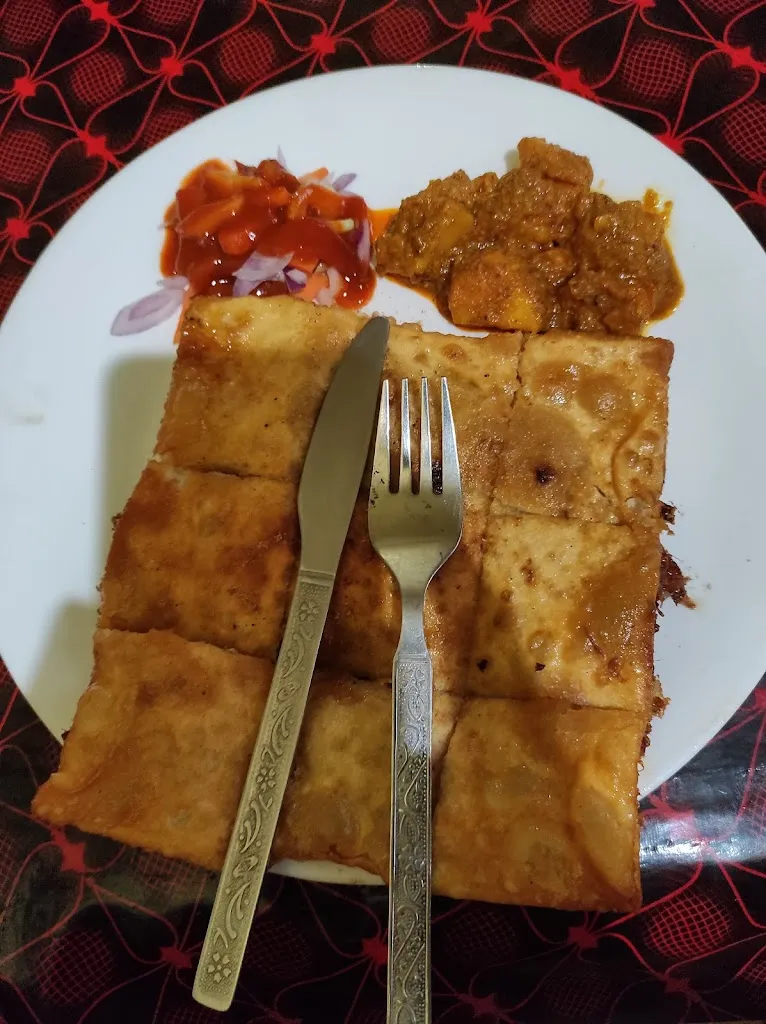 Swaad Restaurant restaurant in Maldà