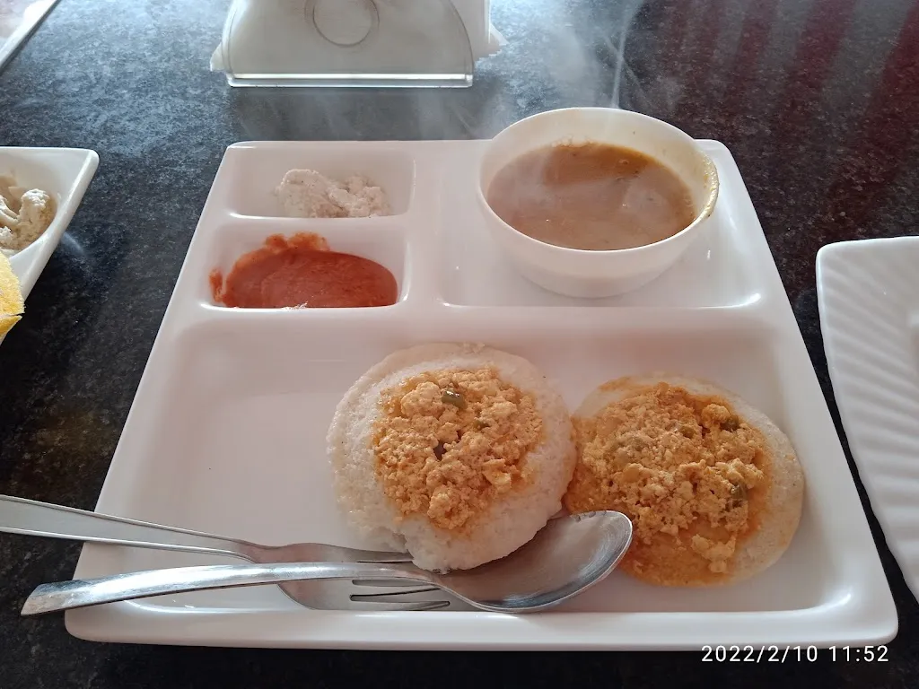 Mr.& Mrs. Idly_Maldà_slider_image_3