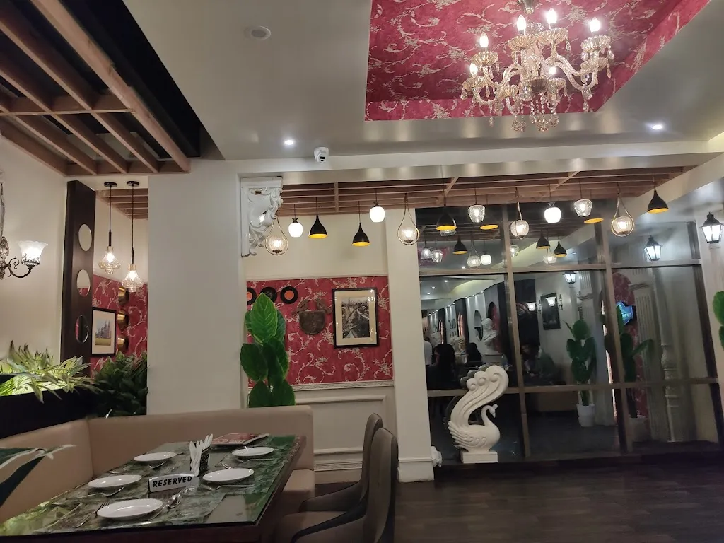 Samipendra Banerjee_The Royal Delight দ্য রয়্যাল ডিলাইট_Maldà_review