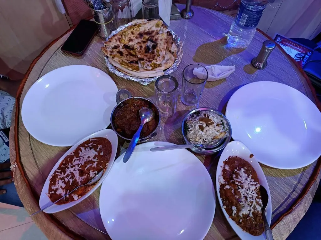 Celebrity Restaurant & Banquet Hall_Maldà_slider_image_2