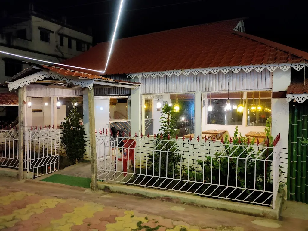 Highway Theque - Family Restaurant, Narayanpur, Malda_Maldà_slider_image_1