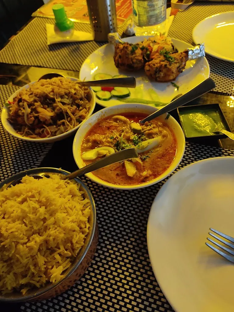 Golam Sarwar_Goopy Bagha_Maldà_review