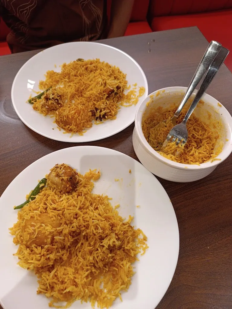 Debasmita Dutta_Hanglaatherium Malda Town হ্যাংলাথেরিয়াম, মালদা টাউন_Maldà_review