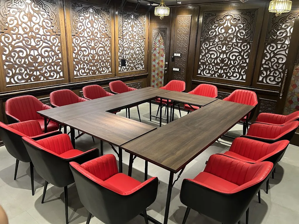 Hanglaatherium Malda Town হ্যাংলাথেরিয়াম, মালদা টাউন restaurant in Maldà