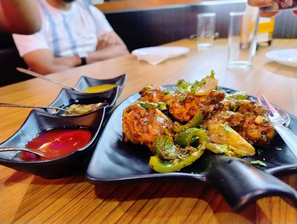 Menu_The Lounge bar cum restaurant_Maldà_image_6