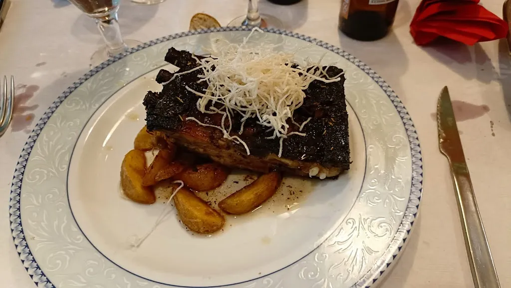 Monè Cancho_Bar Restaurant Ca la Maria_Sant Guim de Freixenet_review