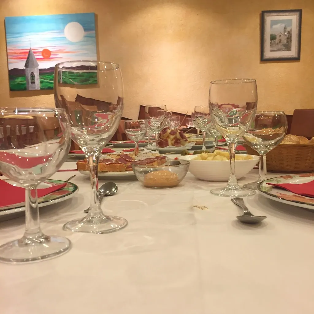 Bar Restaurant Ca la Maria_Sant Guim de Freixenet_slider_image_1