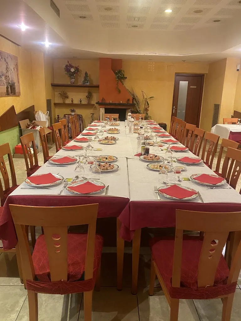 Bar Restaurant Ca la Maria_Sant Guim de Freixenet_slider_image_3