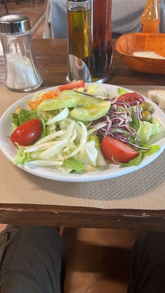 Sabir Shaikh_Hostal Cataluña y aragon_Soses_review