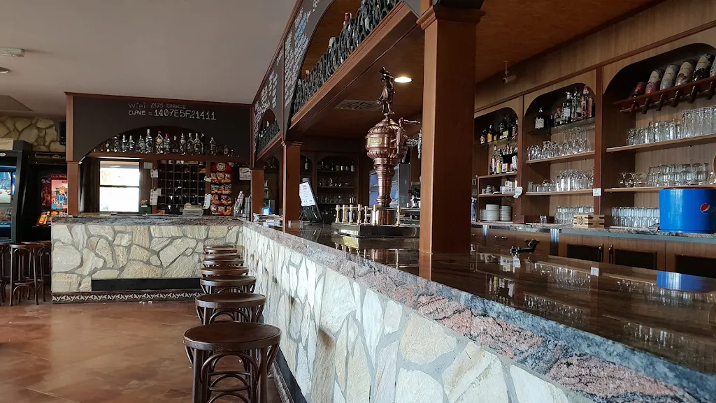 Hostal Cataluña y aragon restaurant in Soses