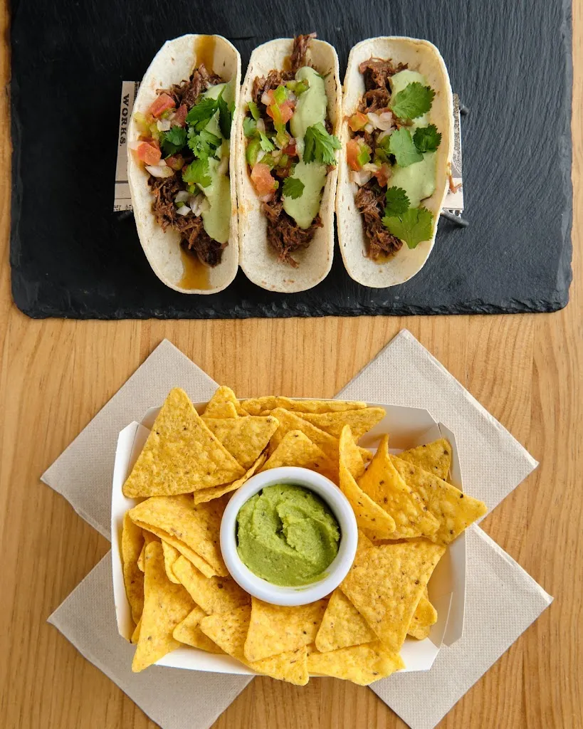 Casco Viejo ''Bar And Kitchen''_Talavera_slider_image_3