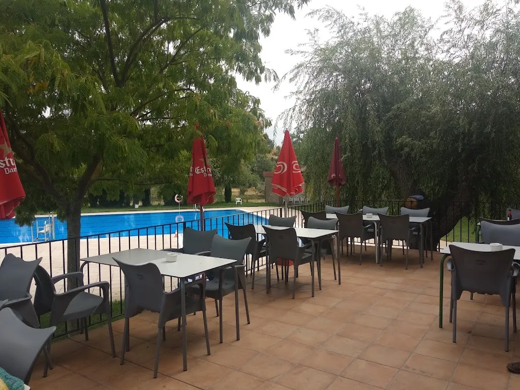 BAR TARROJA I QUELCOM MES_Tarroja de Segarra_slider_image_1