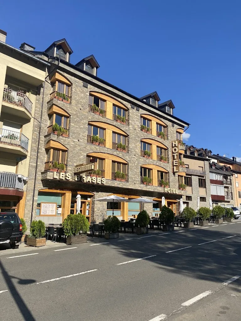 SouTex Traveller_Hotel Les Brases_Tírvia_review