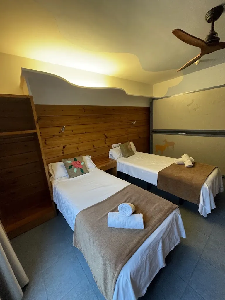 Hotel Les Brases_Tírvia_slider_image_3