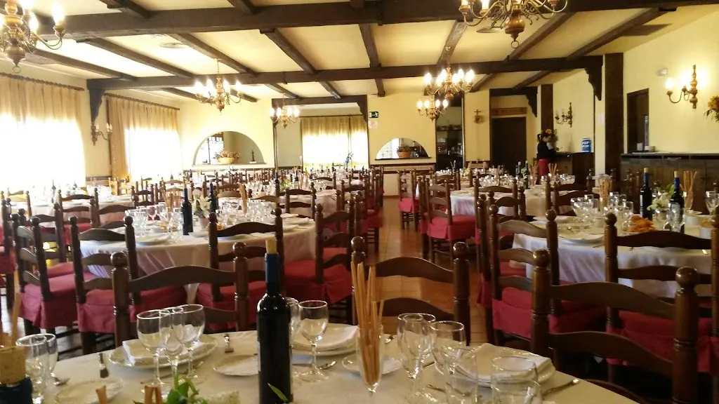 Hostal Jaumet restaurant in Torà