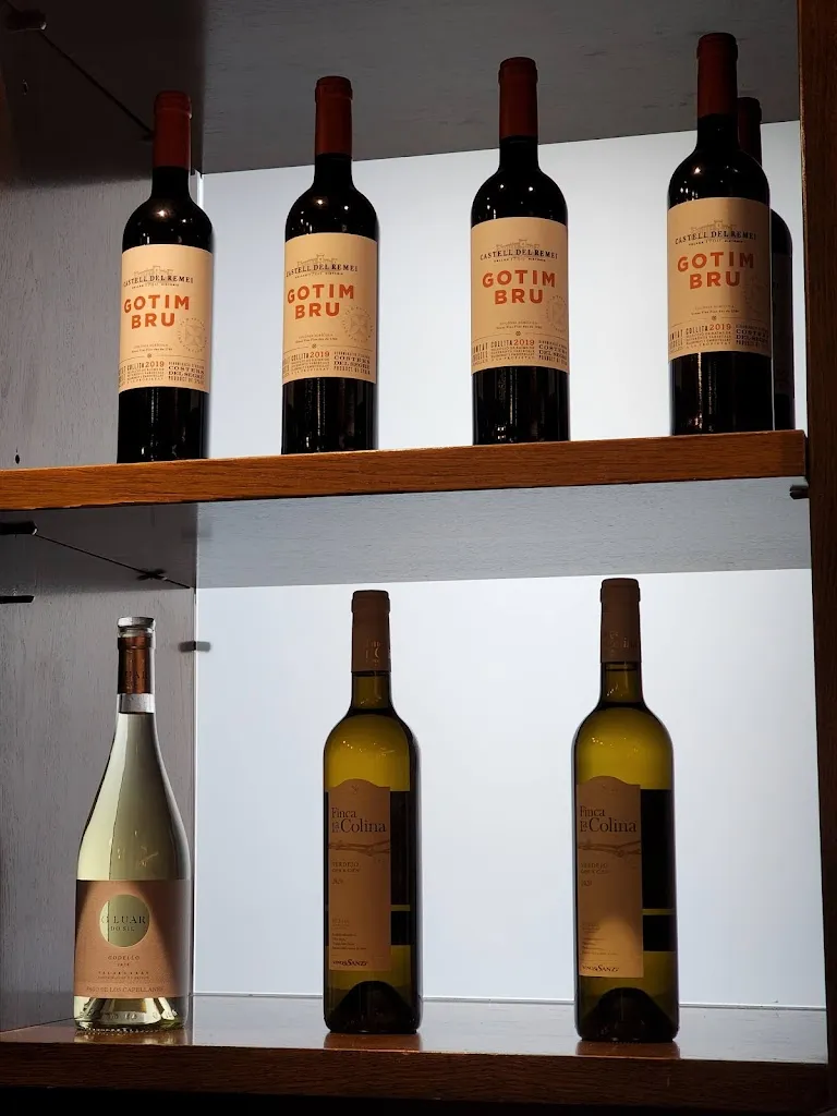 Gabriel Tay_Tendenou_Naut Aran_review