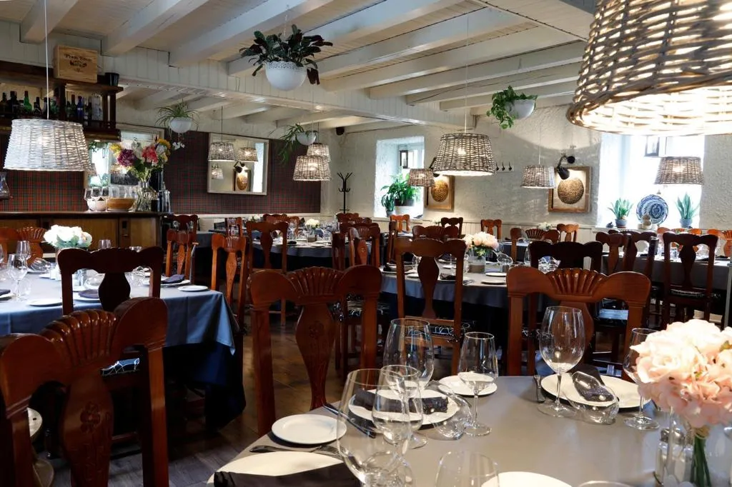 Eth Triton Restaurant restaurant in Naut Aran