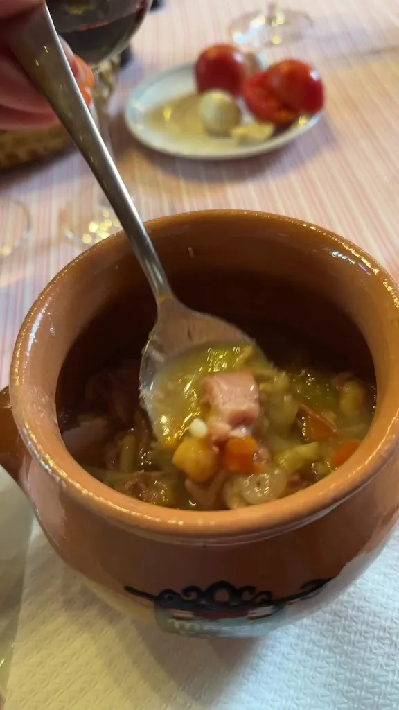 Meson Casa Benito - Casarilh_Naut Aran_slider_image_2