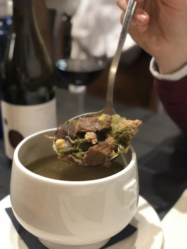 Menu_Unhola Restaurant_Naut Aran_image_6