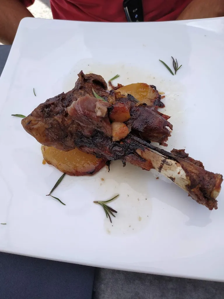 Menu_Unhola Restaurant_Naut Aran_image_7