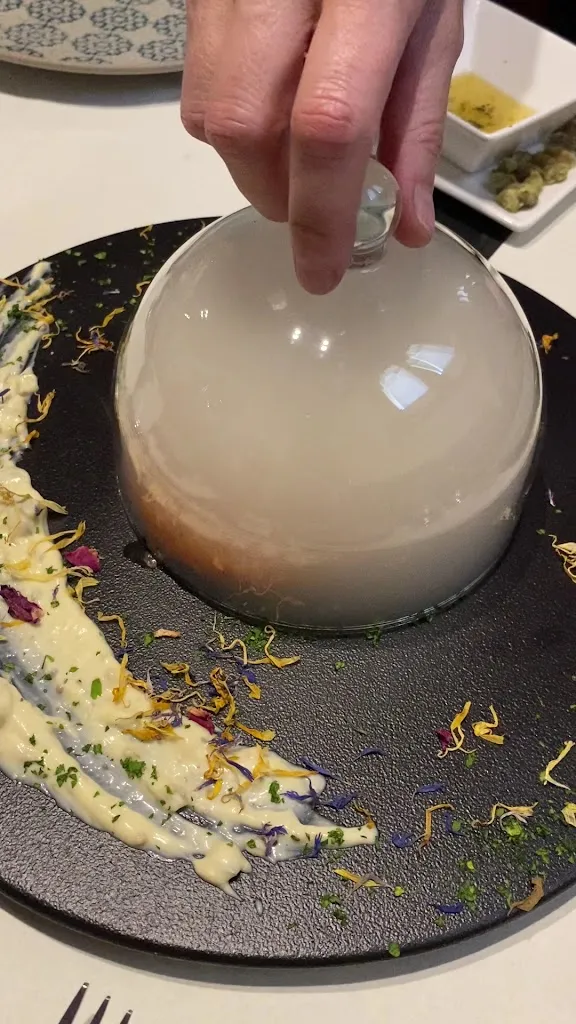 Unhola Restaurant_Naut Aran_slider_image_2