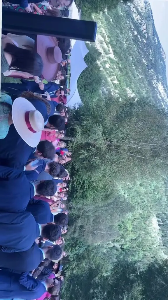 Its Music_La Borda de Irene_Naut Aran_review