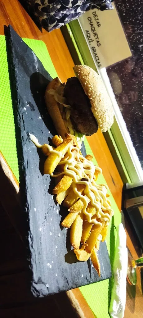 Menu_Tamarro Restaurant_Naut Aran_image_9