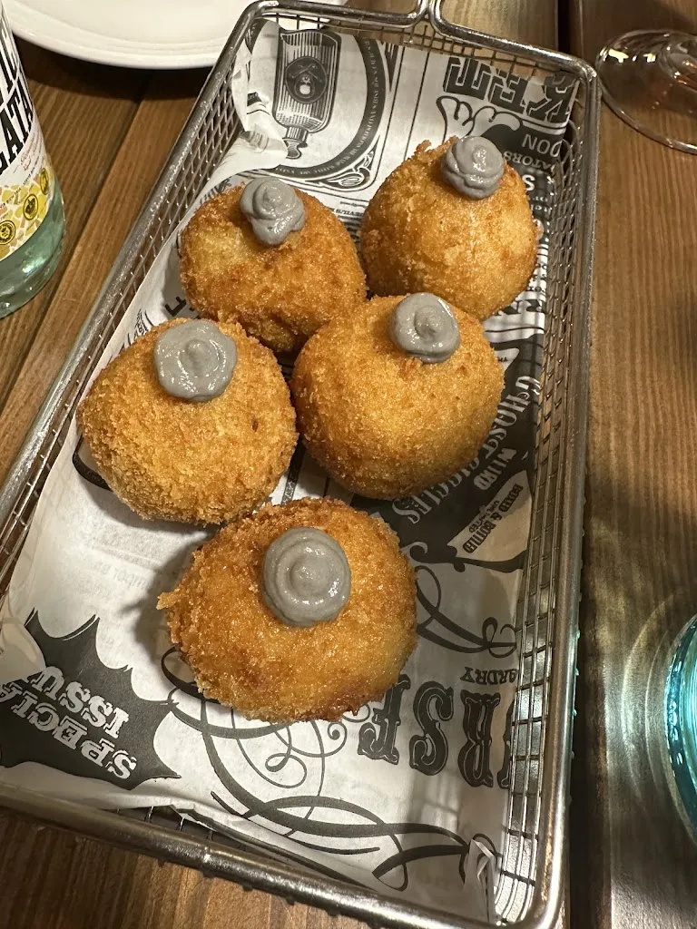 Janel Loi_Es Arraïtzes Restaurant_Naut Aran_review