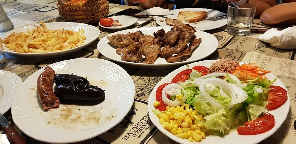 Refugi Jose A. Abadia restaurant in Naut Aran