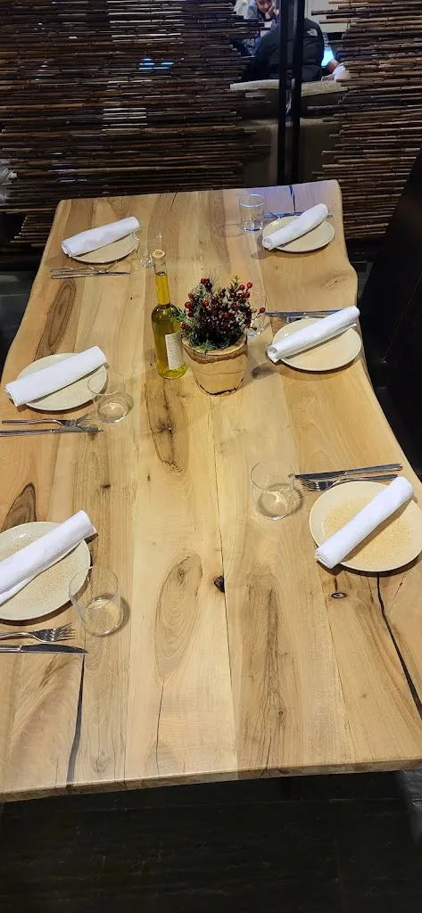 Marisa Barajas BG_La Petita Borda_Naut Aran_review