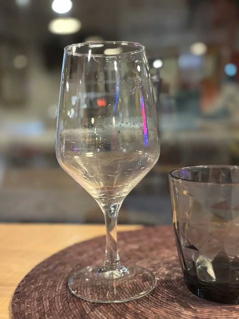 Catherine Shovlin_Woolloomooloo_Naut Aran_review