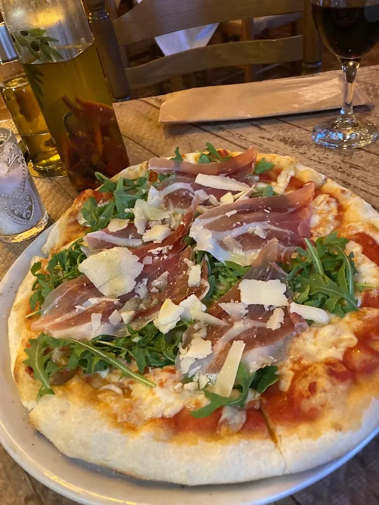 Brian Hill_Restaurante El Rincon del vino Y la Fondue_Guardamar del Segura_review