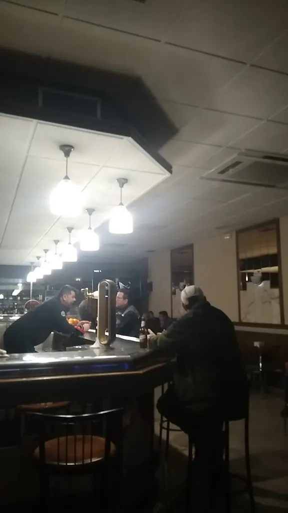 Juan Antonio Fernandez_Bar Restaurant Virginia_Torres de Segre_review