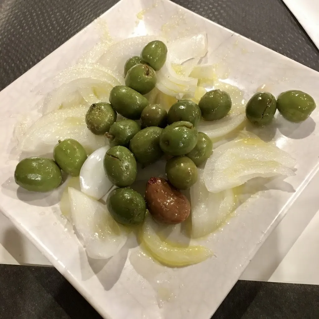 Pilar_Bar La Botera_Torrefarrera_review