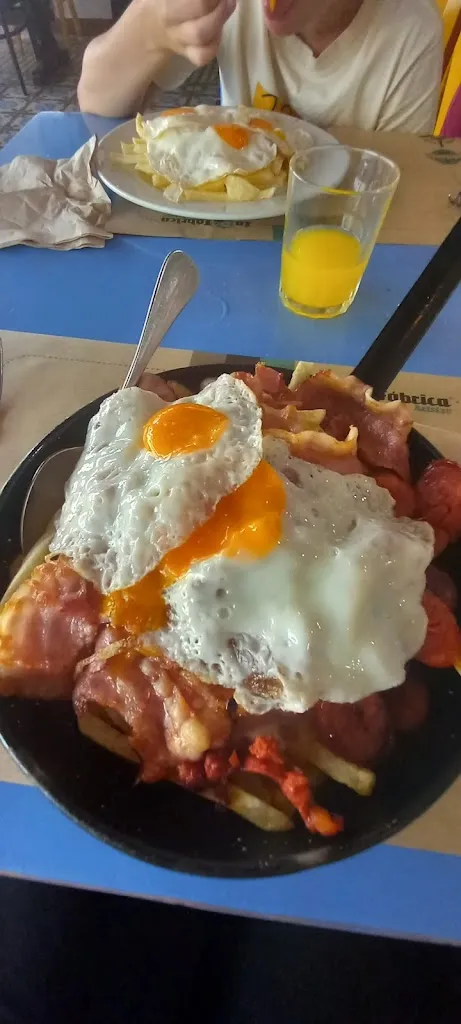 Conchi RM_La Fábrica Arteixo_Arteixo_review