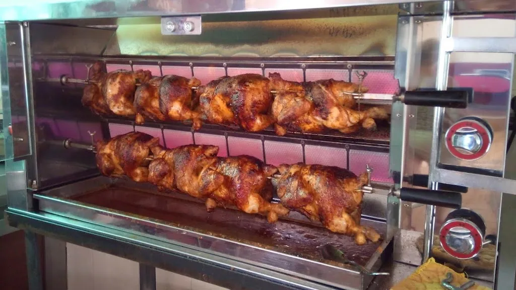 Nadine Café Murla_Murla_slider_image_3