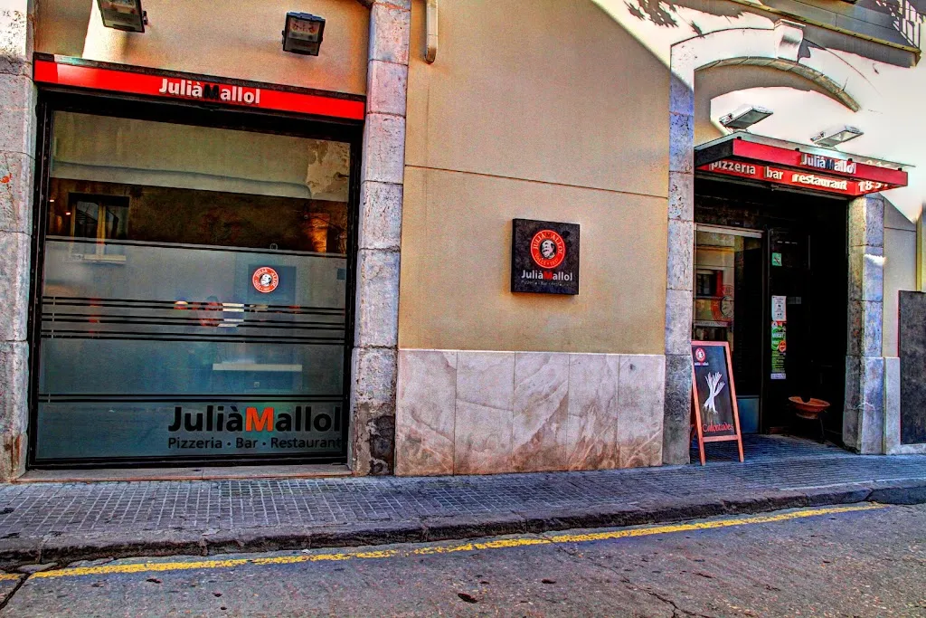 Julià Mallol restaurant in Valls dAguilar Les