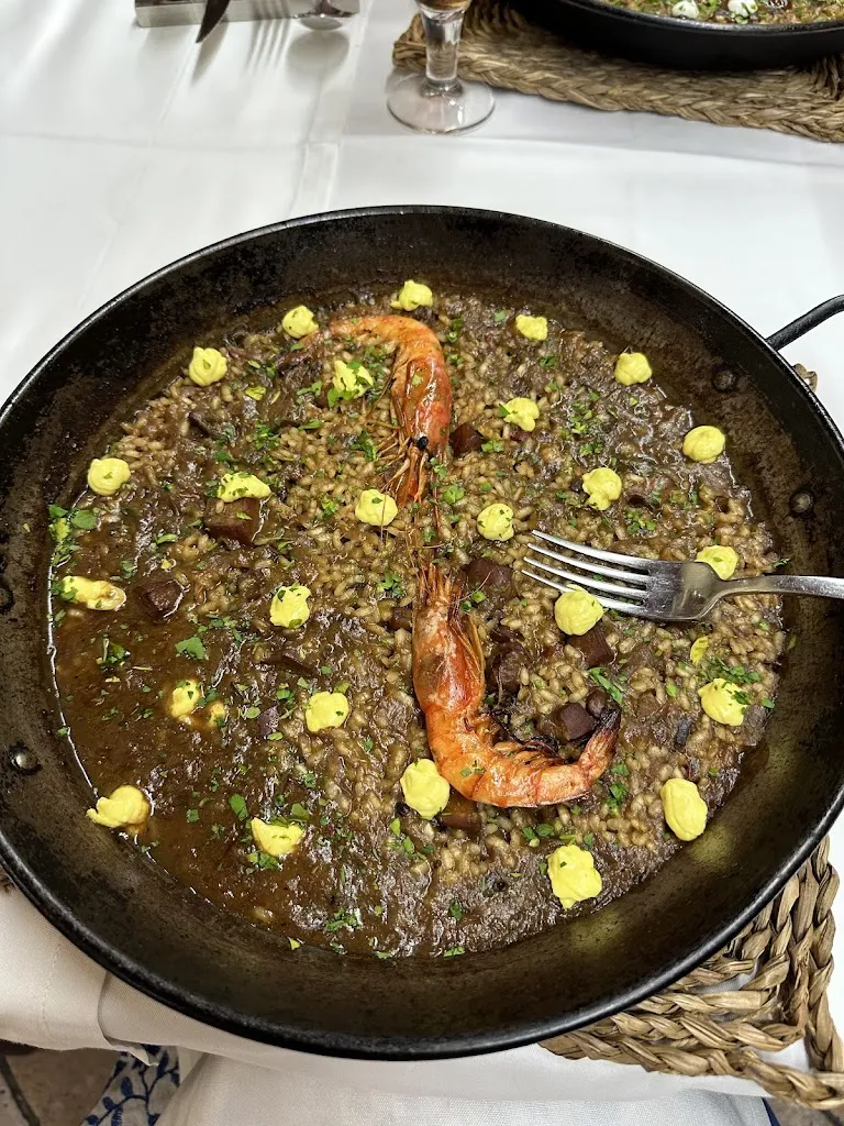 Mariia Linnik_El Xalet_Vilanova de lAguda_review