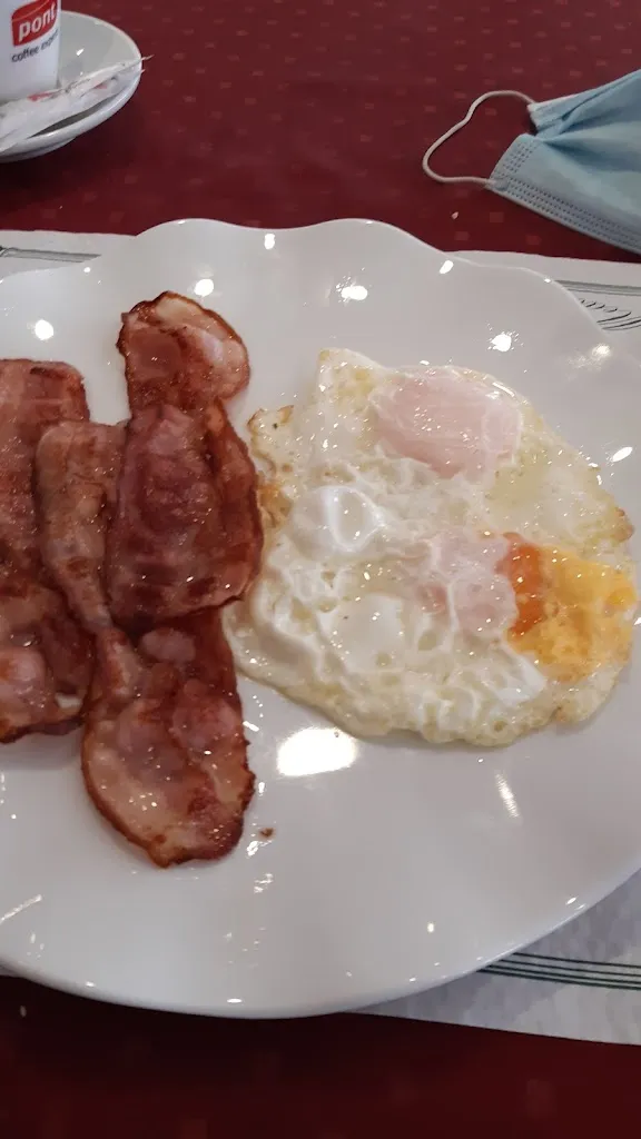 Jelke De Graaf_BAR RESTAURANT LOS PENYA_Vila-sana_review